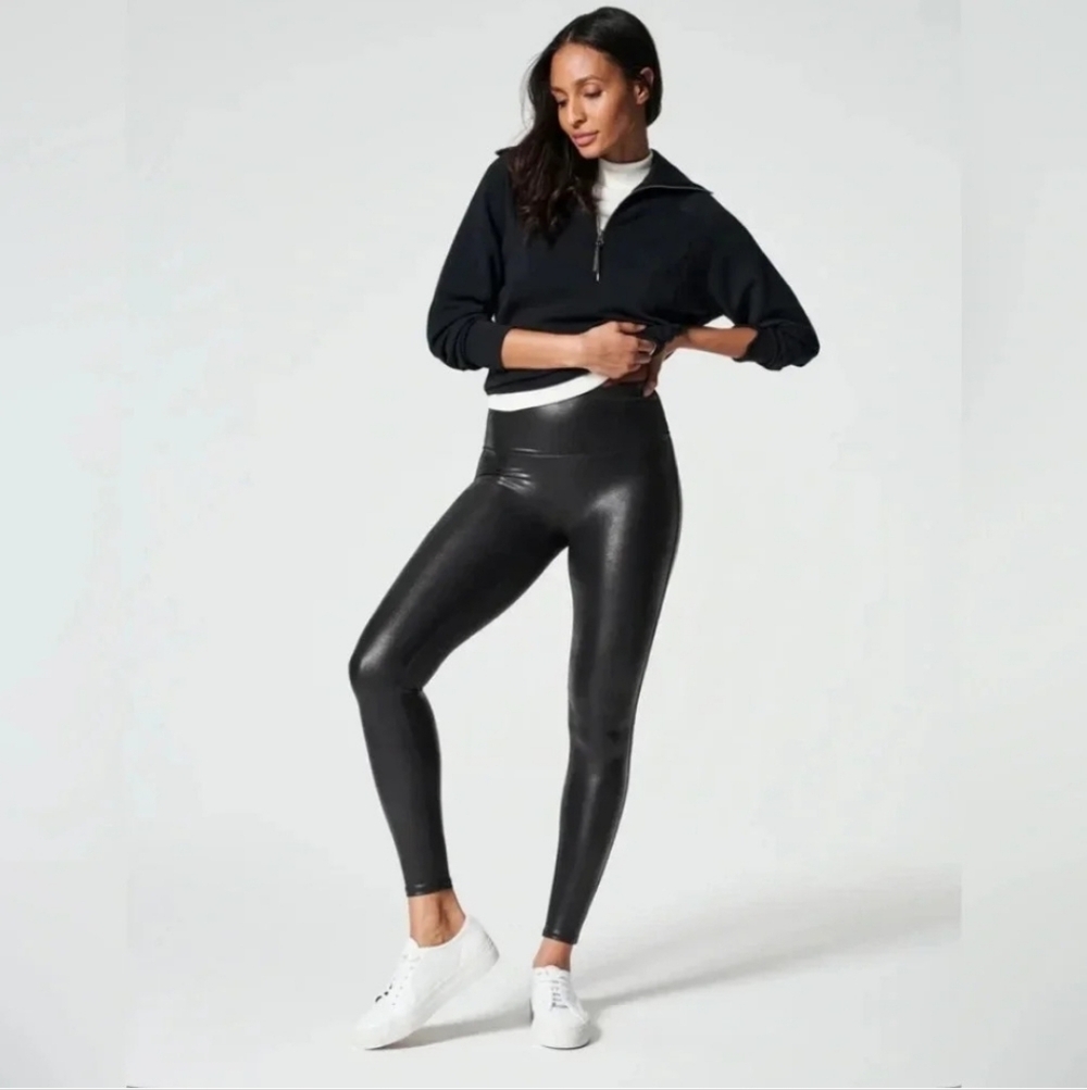 SPANX Black Faux Leather Leggings 2437 Vegan Womens SPANXshape Waistband Size L